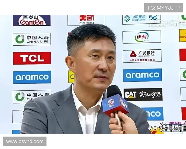 杜锋缺席外教变阵激活徐杰崔永熙